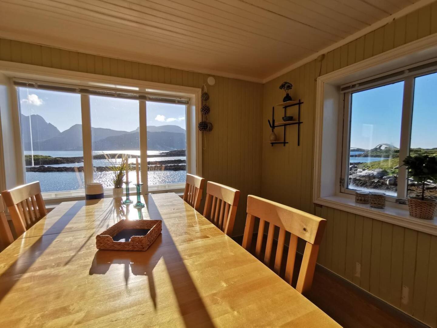 Вилла Panoramic Seaview House By The Sea Hovdan Экстерьер фото